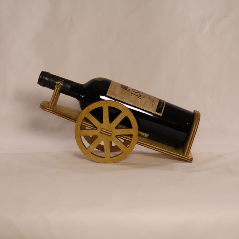 Carreta porta vino de madera